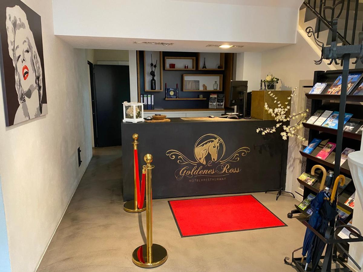 Hotel Restaurant Goldenes Ross Gollheim Exterior photo